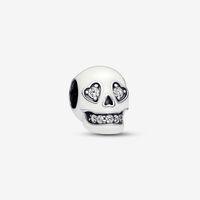 Glow-in-the-dark Sparkling Skull Charm | Sterling silver | Pandora AU