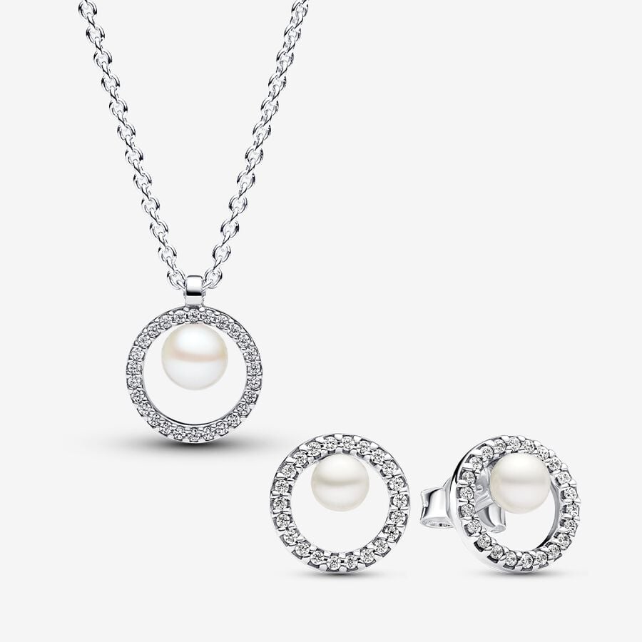 Freshwater Cultured Pearl Timeless Necklace and Earrings Set image number 0