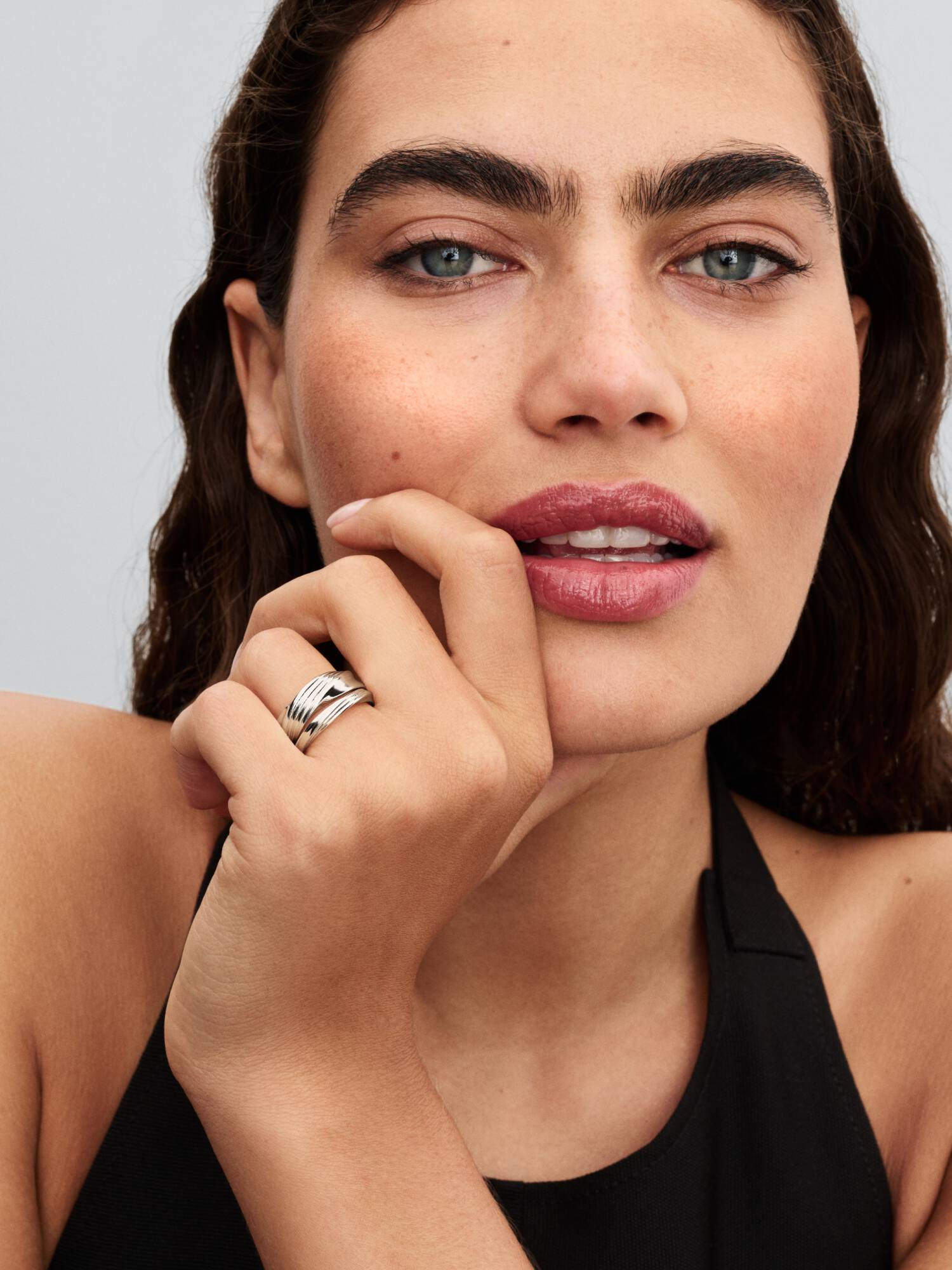 Twisted Double Ring