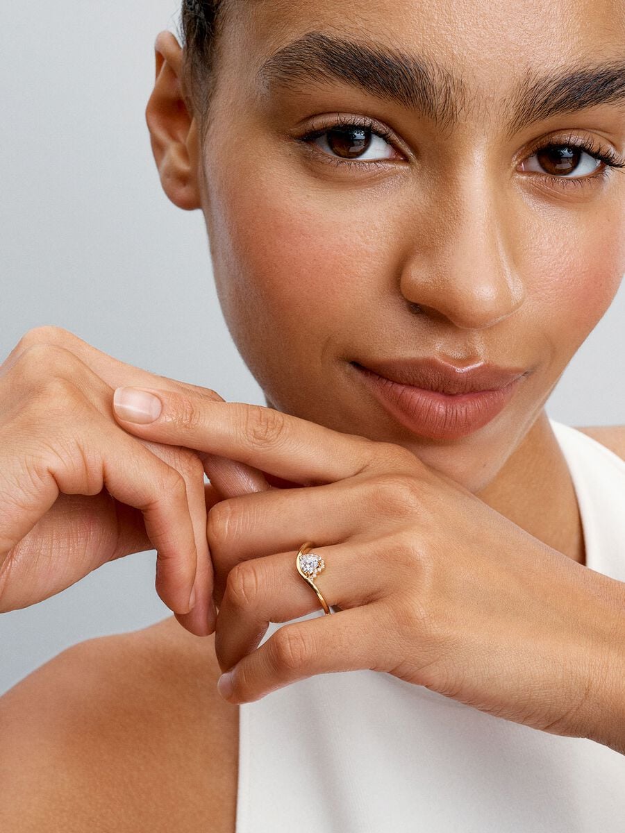 Wavy Heart Ring