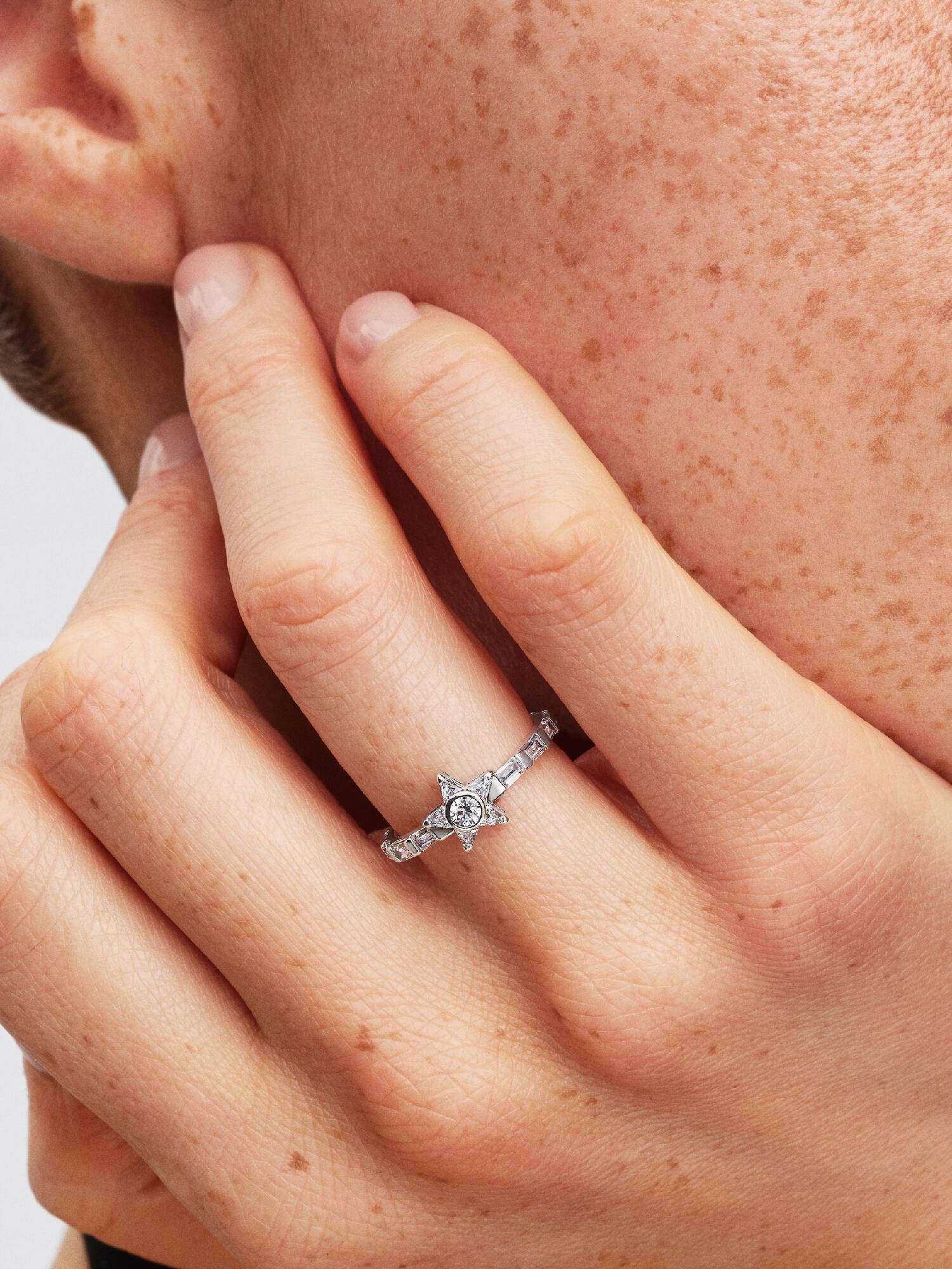 Sparkling Stella Baguette Ring