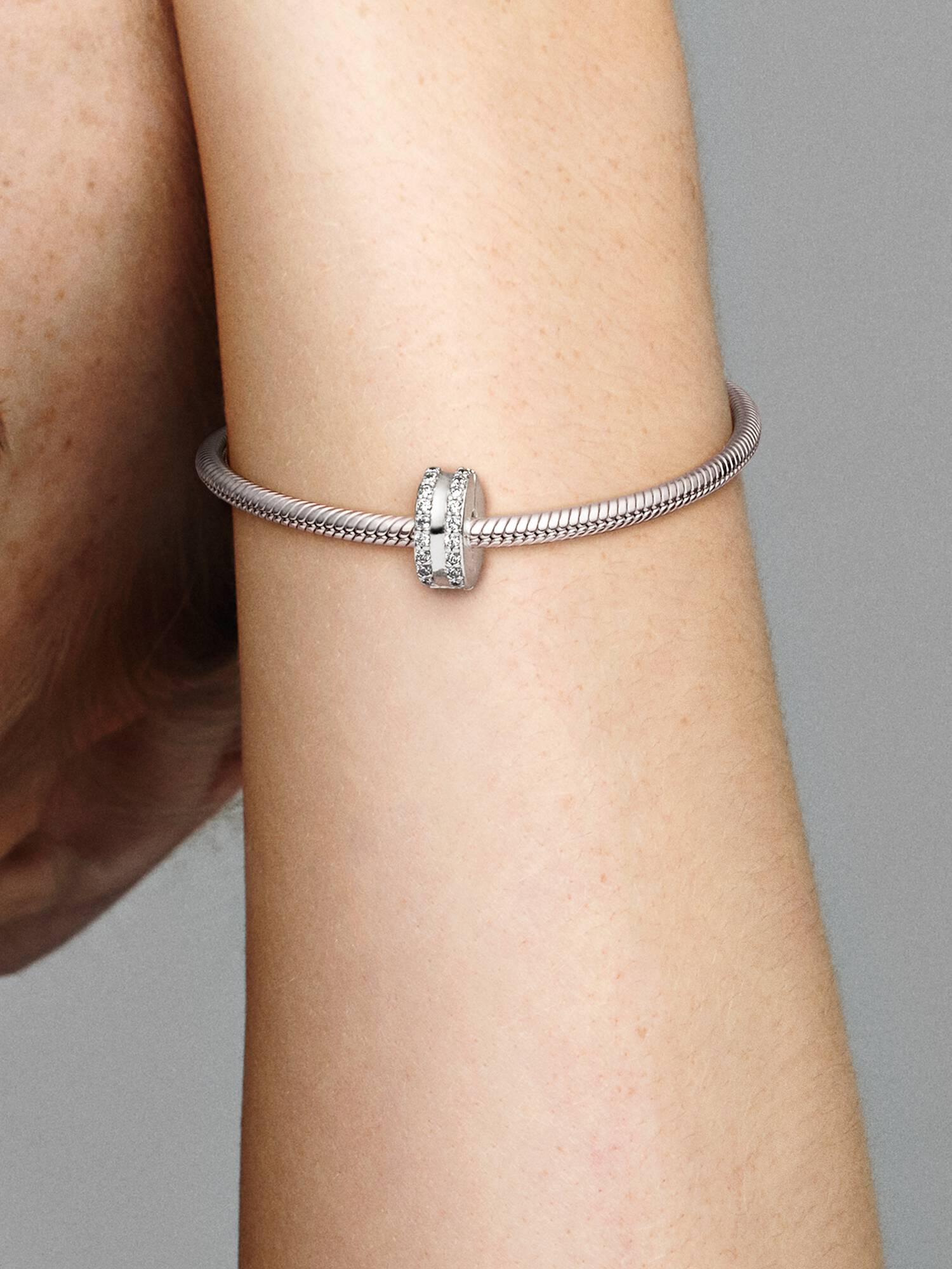 Double Lined Pavé Clip