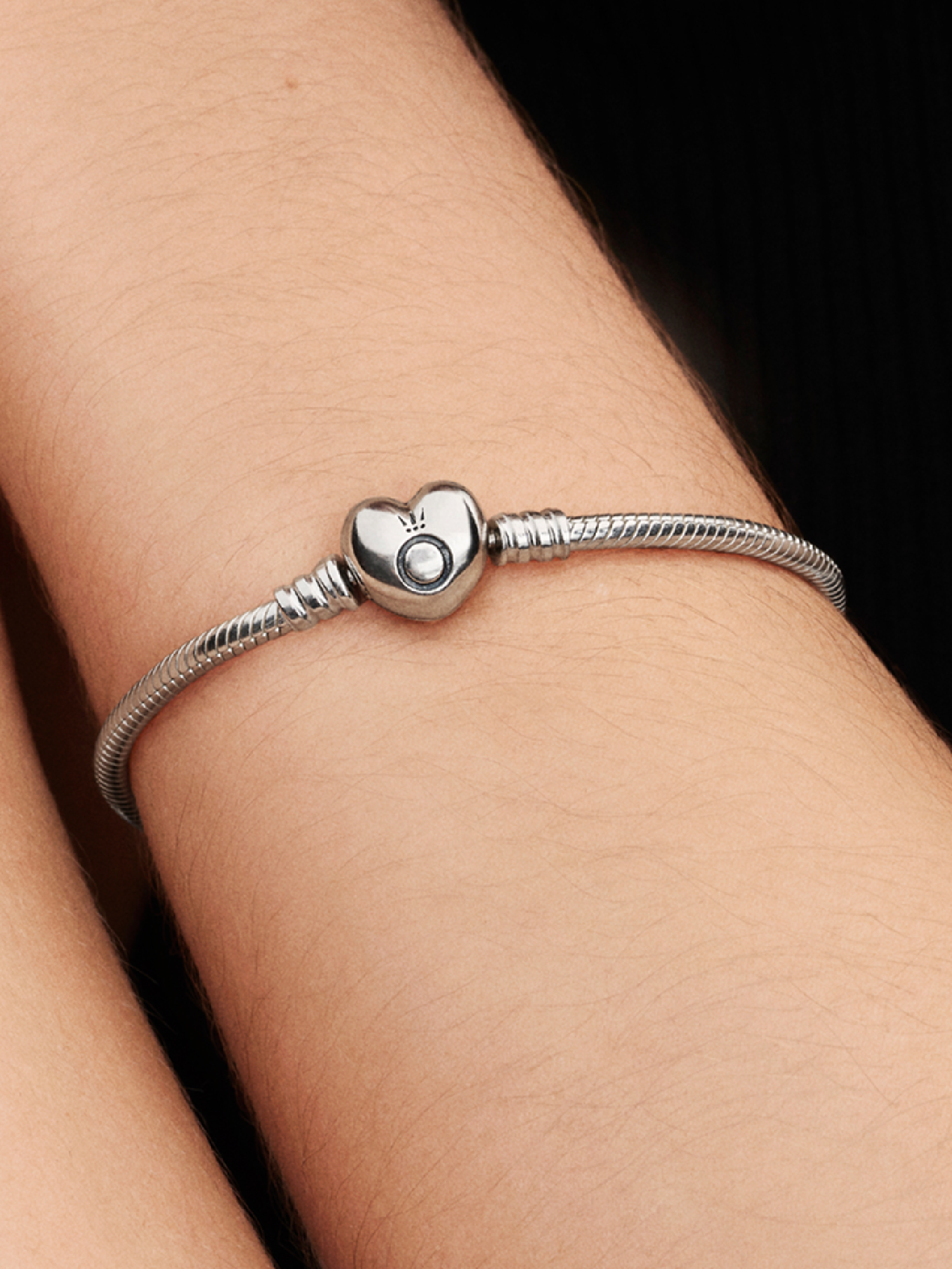 Pandora Moments Heart Clasp Snake Chain Bracelet