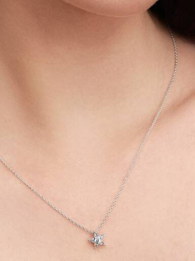 Sparkling Stella Pendant Necklace