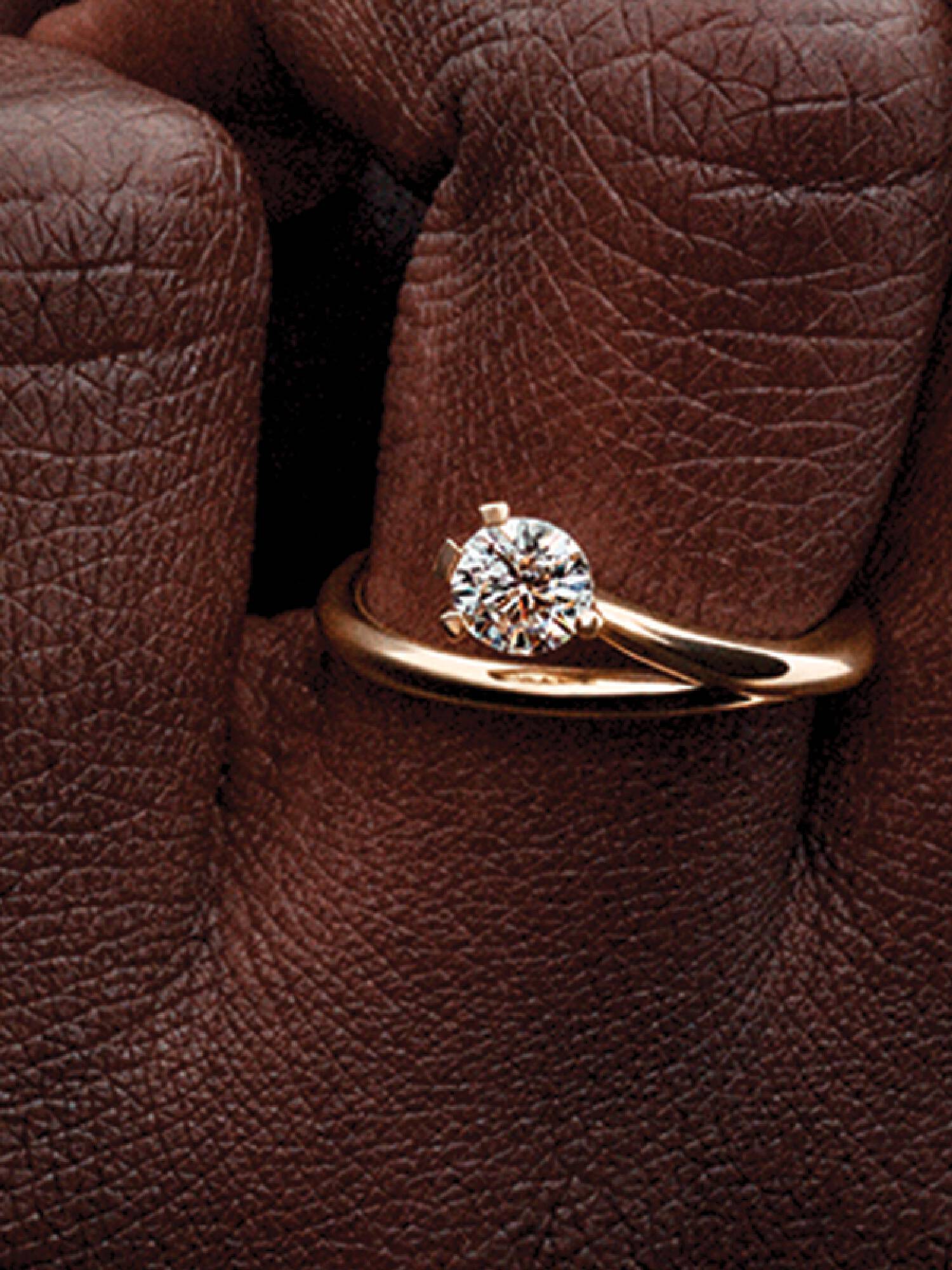 Pandora Nova Lab-Grown Diamond Asymmetric Ring
