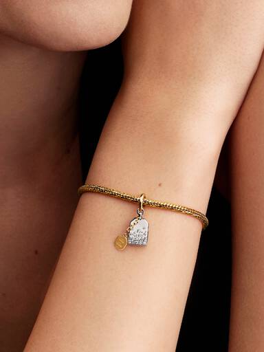 Bridgerton Tea Bag Dangle Charm