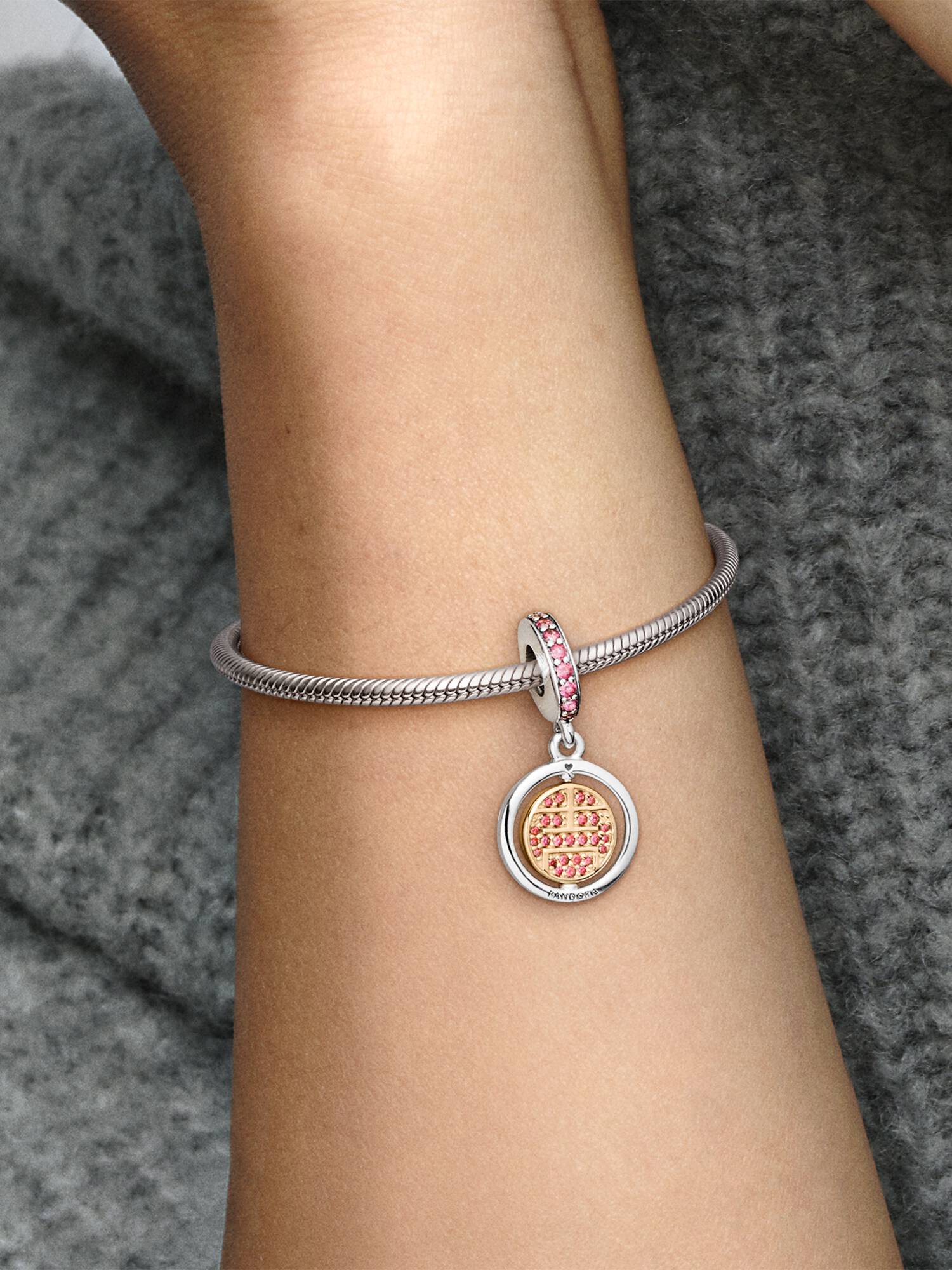 Spinning Lucky Dangle Charm