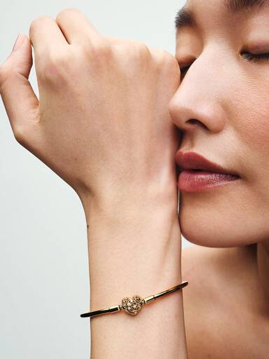 Celestial Heart Clasp Bangle